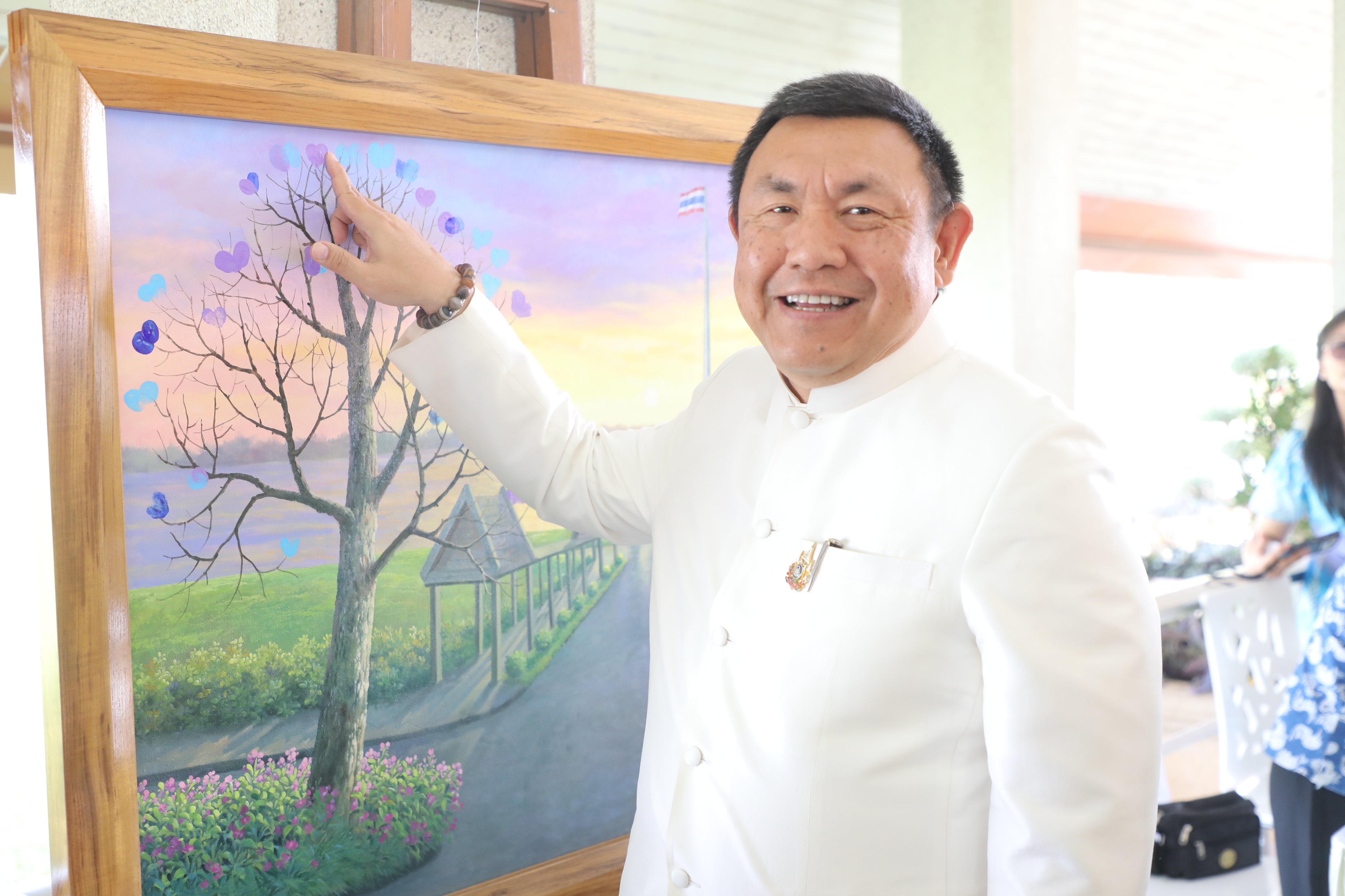 title - มากกว่าความรักระหว่างคู่ครอง คือความรักต่อปวงชน ส.ป.ก. จัดงาน “รักแห่งศิลป์ รักแห่งแผ่นดิน” พลังแห่งศิลปะที่เชื่อมโยงสถาบันและประชาชน